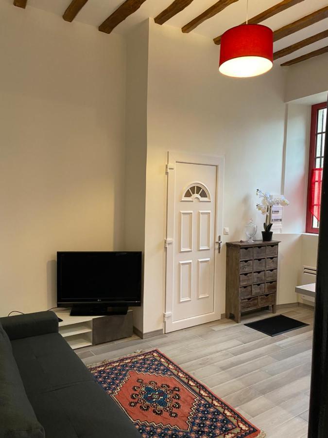 Le Gîte de Lancelot avec balnéo City Center Sens Extérieur photo