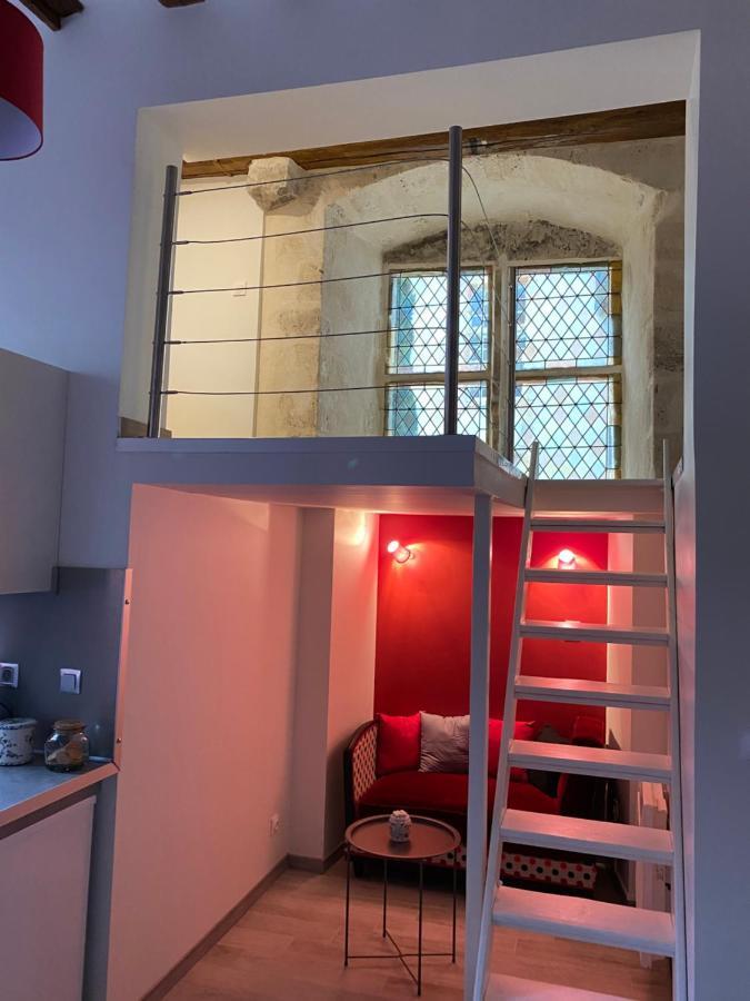 Le Gîte de Lancelot avec balnéo City Center Sens Extérieur photo